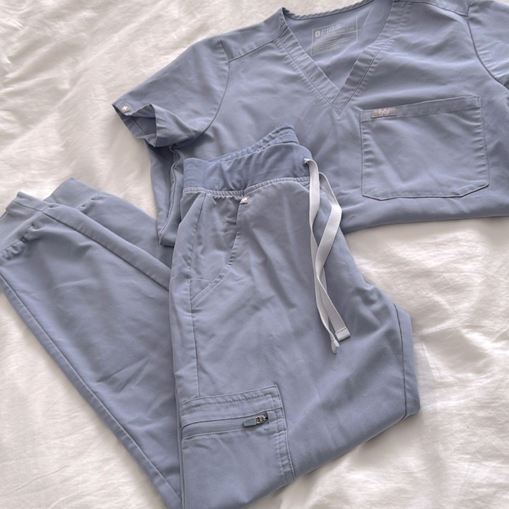 Figs scrub set limited release